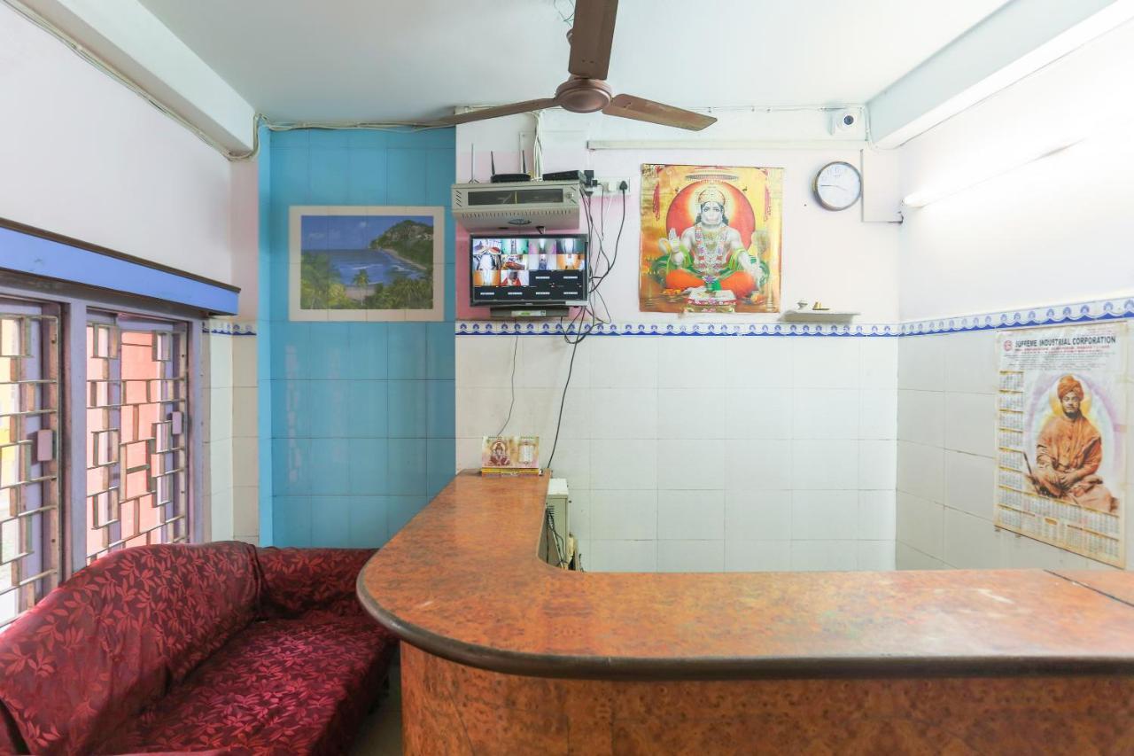 Hotel Oyo 73902 Vyttila Residency Kochi Exterior foto