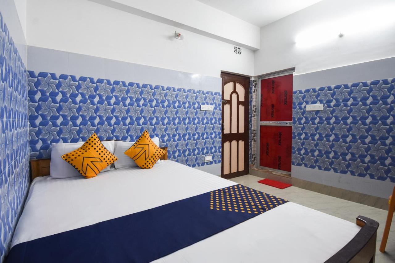 Hotel Oyo 73902 Vyttila Residency Kochi Exterior foto