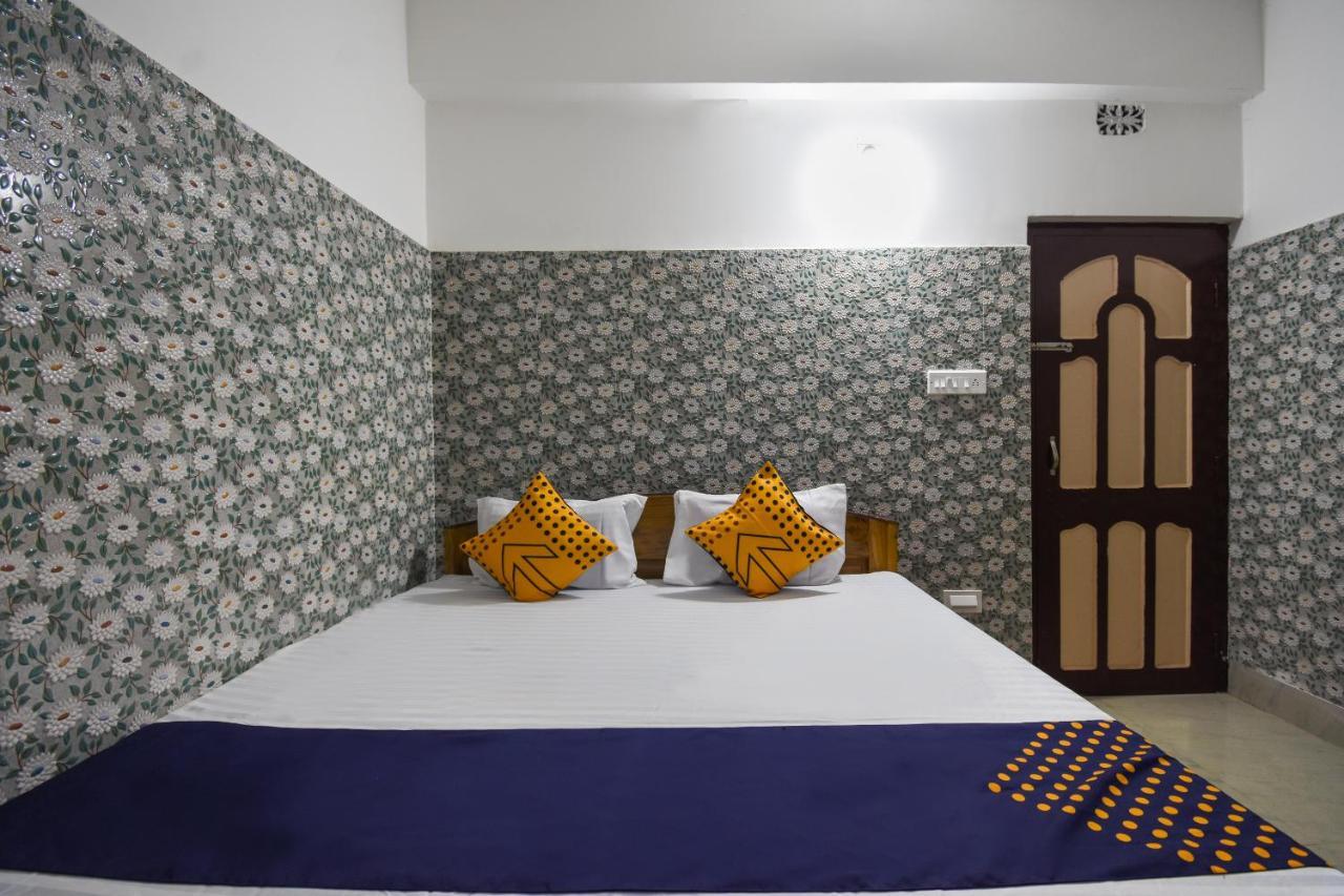 Hotel Oyo 73902 Vyttila Residency Kochi Exterior foto