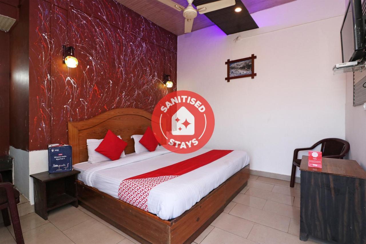 Hotel Oyo 73902 Vyttila Residency Kochi Exterior foto